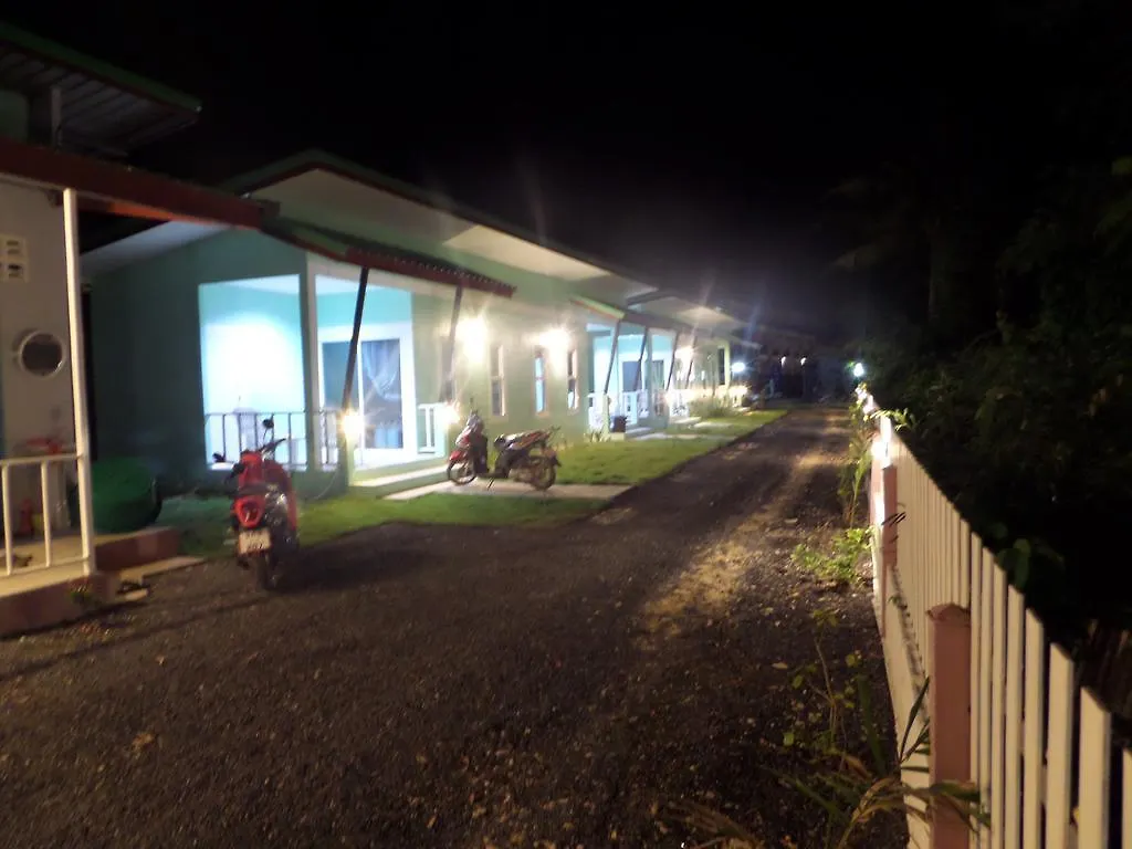 Lanta Triple Novel Hotel Koh Lanta 2*,