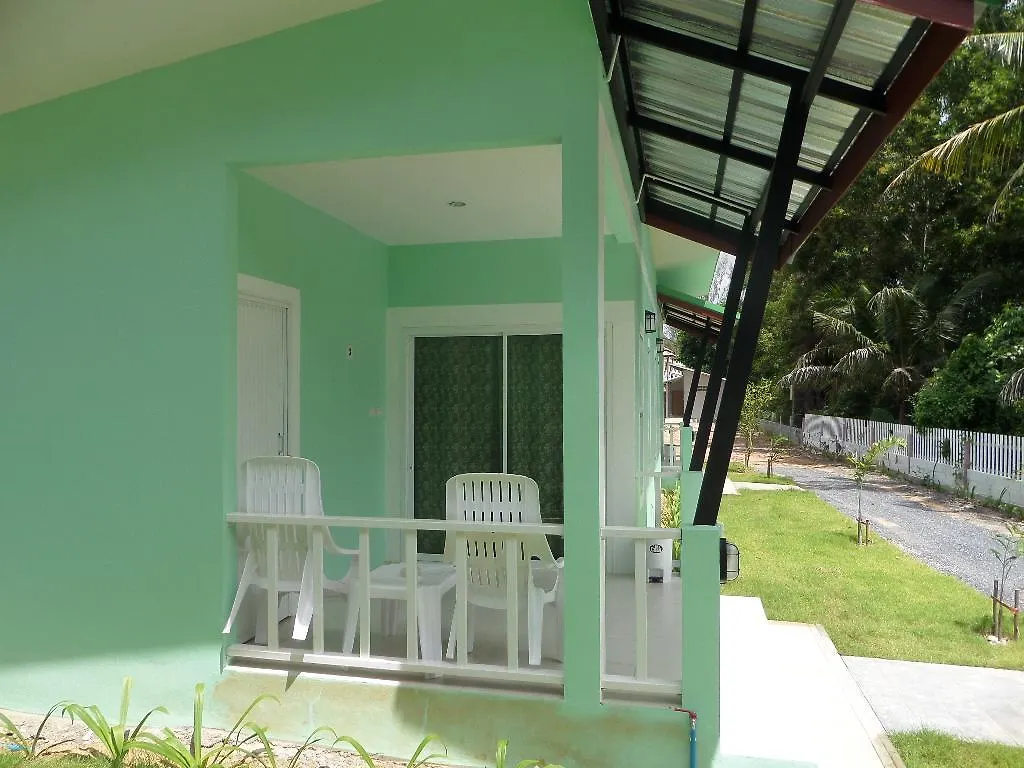 Lanta Triple Novel Hotel Koh Lanta Guest house