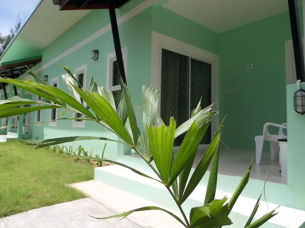 Lanta Triple Novel Hotel Koh Lanta Guest house