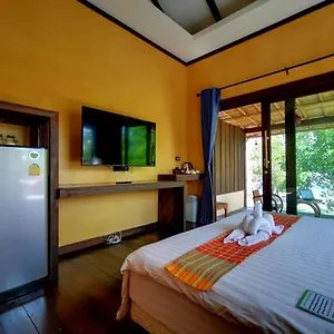 Relax House Lanta Old Town Koh Lanta
